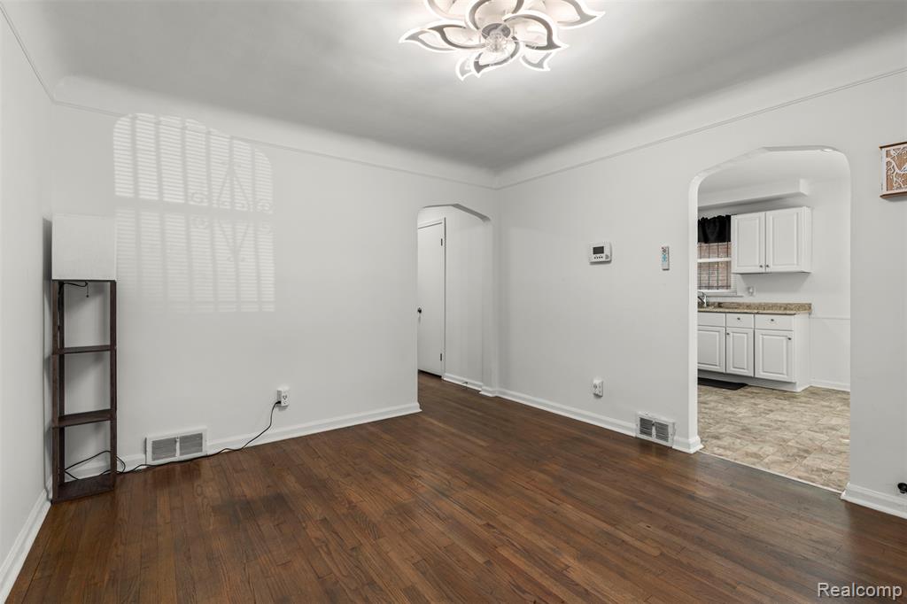 7416 Pierson Street, Detroit, MI 48228 — Photo 5