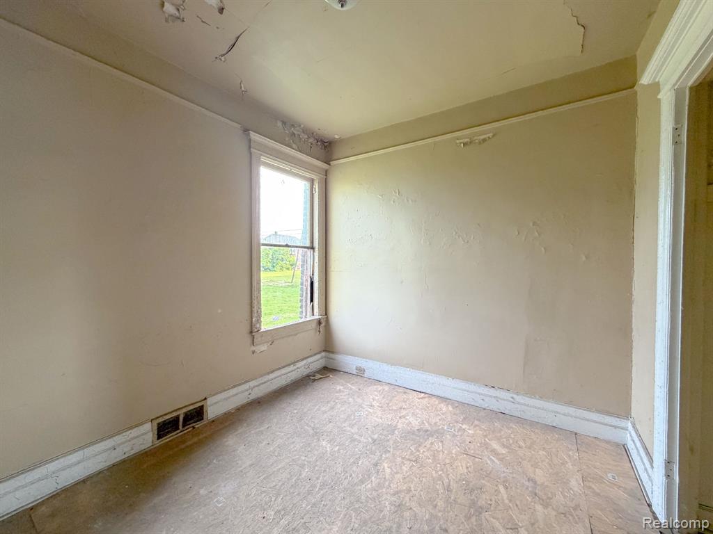 1540 Saint Clair Street, Detroit, MI 48214 — Photo 11