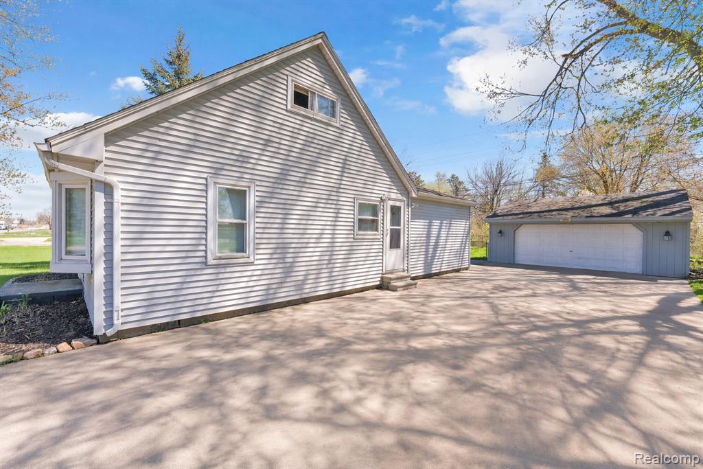 36845 Sibley Road, New Boston, MI 48164 — Photo 4
