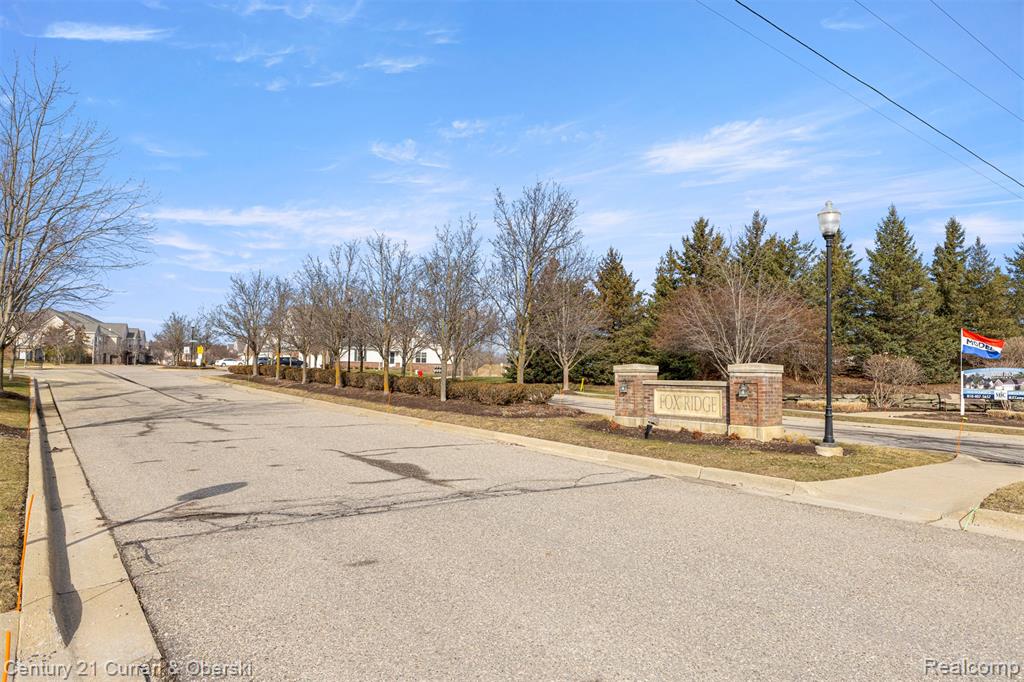 9781 Ridge Run Street, 70, Howell, MI 48855 — Photo 4