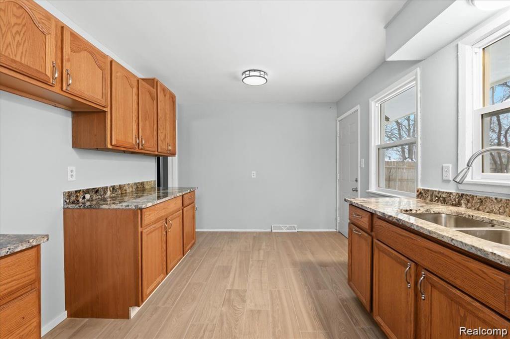 550 Royal Drive, Blackman, MI 49202 — Photo 12