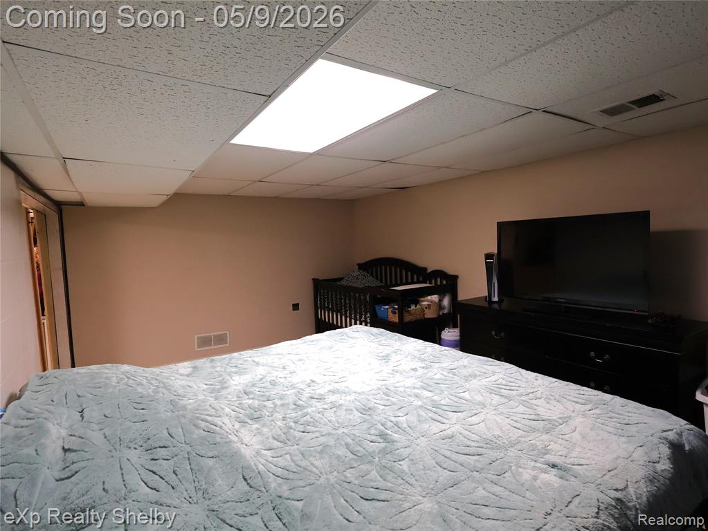 719 Sheryl Drive, Waterford, MI 48328 — Photo 26