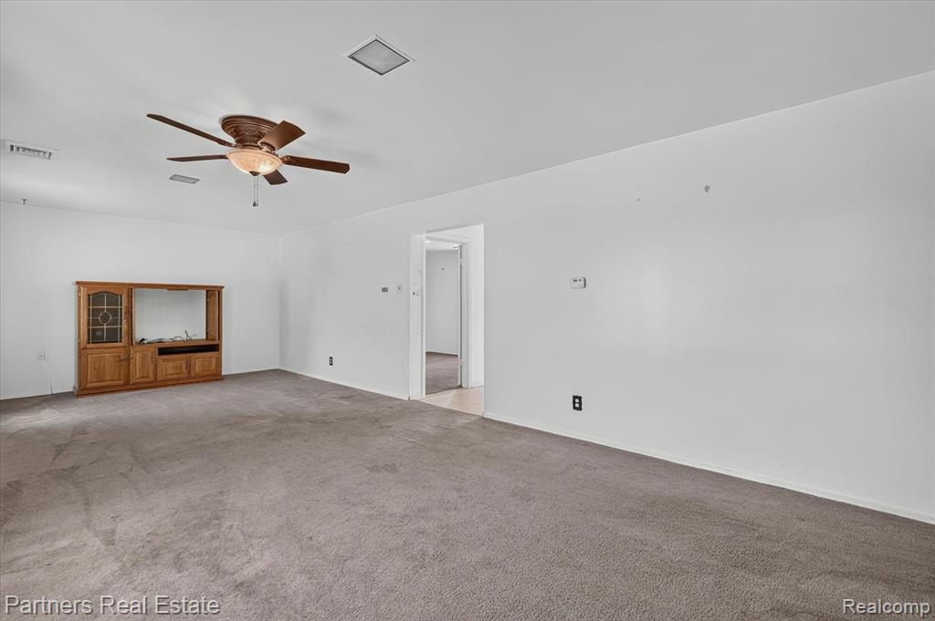 6134 Stephen, Brighton, MI 48116 — Photo 9