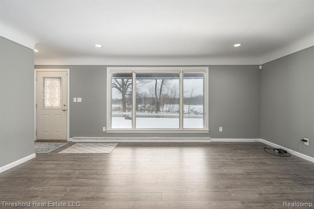 5595 Old Orchard Trail, Orchard Lake Village, MI 48324 — Photo 12