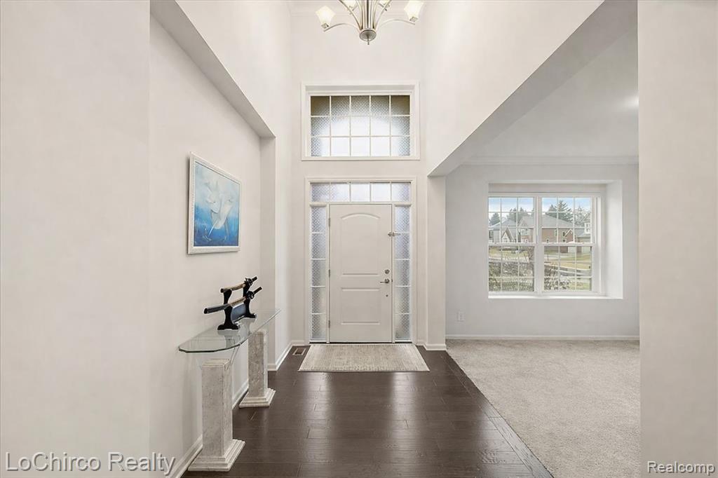 43722 Bolingbrooke Lane, Novi, MI 48377 — Photo 5