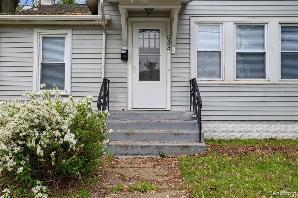 533 W GANSON Street, Jackson, MI 49201 — Photo 8