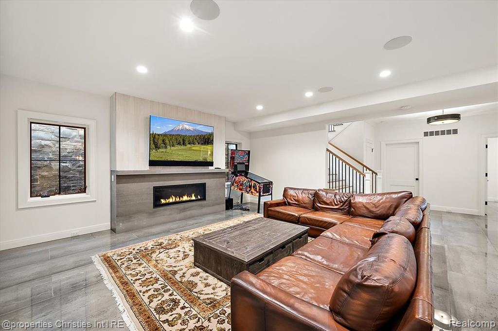 750 Kennebec Court, Bloomfield Hills, MI 48304 — Photo 59