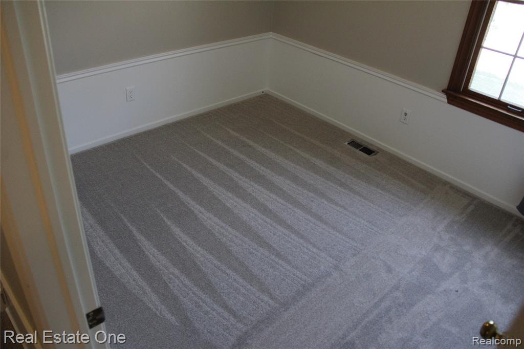 44777 SALTZ Road, Canton, MI 48187 — Photo 33