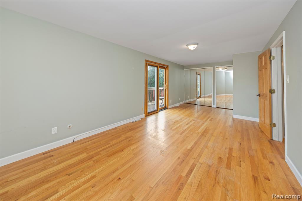 5731 FARMINGTON Road, West Bloomfield, MI — Photo 23