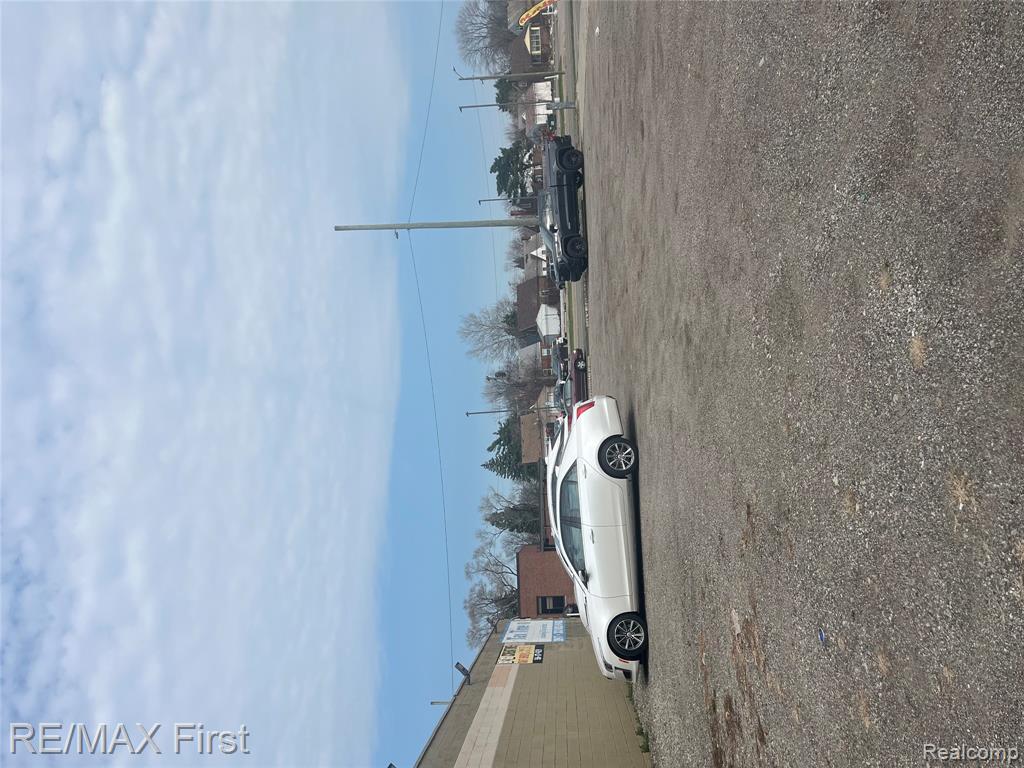 20477 VAN DYKE Street, Detroit, MI 48234 — Photo 22