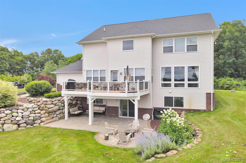 9857 Dartmouth Road, Clarkston, MI 48348 — Photo 52