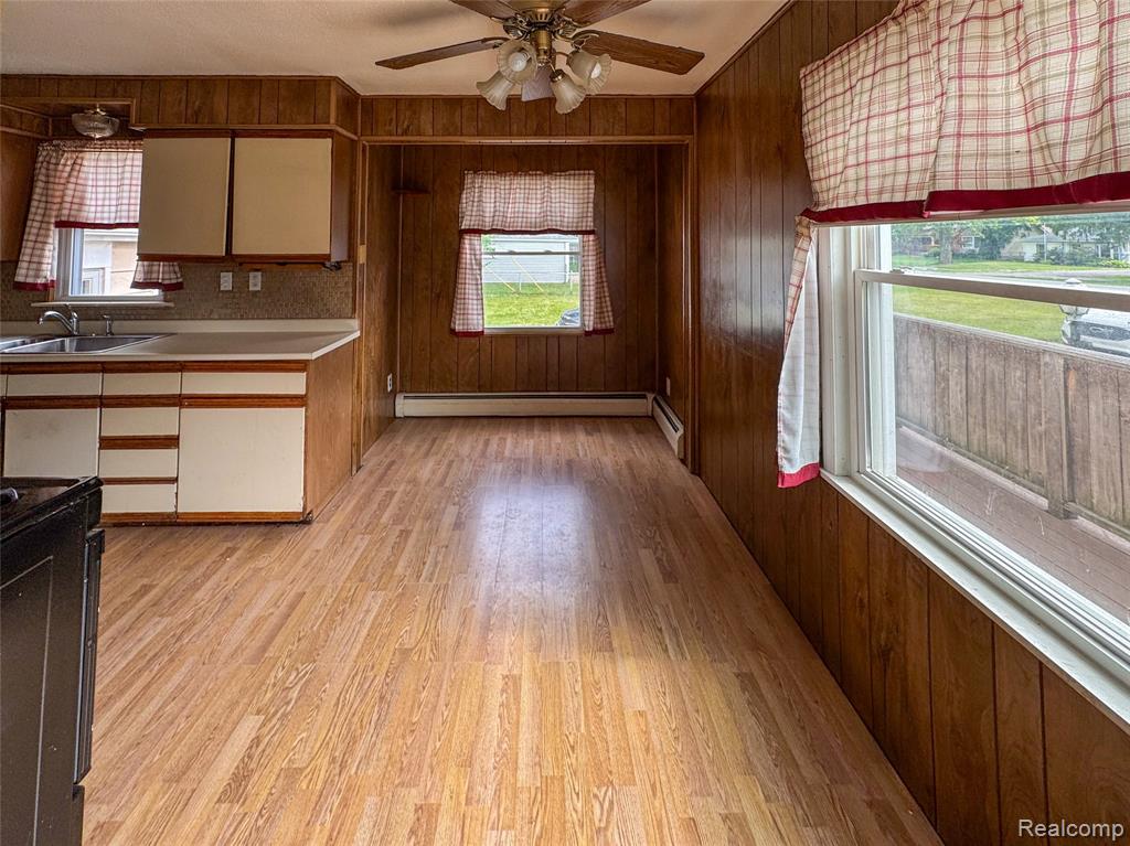 921 Venoy, Garden City, MI — Photo 3