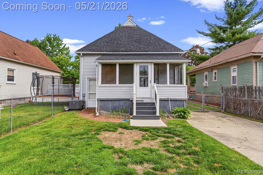 437 Poplar Street, Wyandotte, MI 48192 — Photo 30