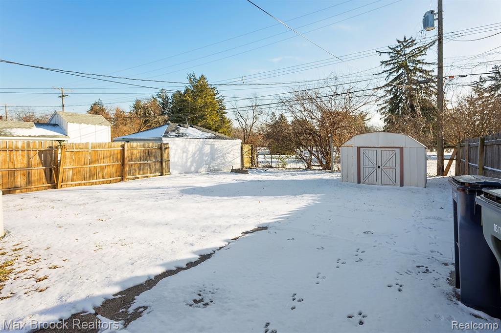 508 DEWEY Street, Royal Oak, MI 48067 — Photo 24