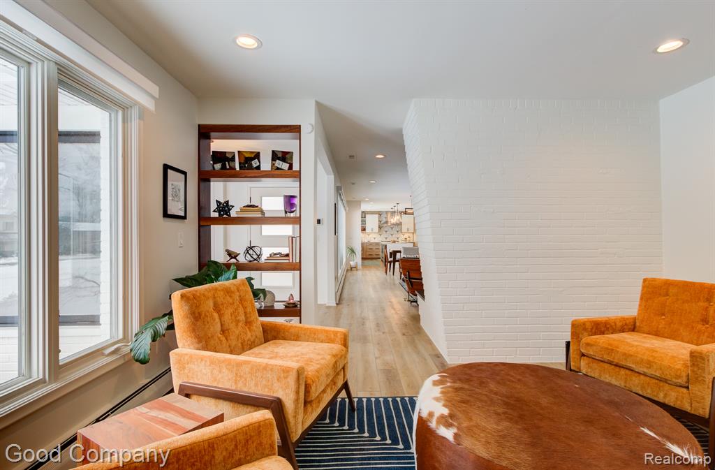 805 N Pemberton Road, Bloomfield Hills, MI 48302 — Photo 10