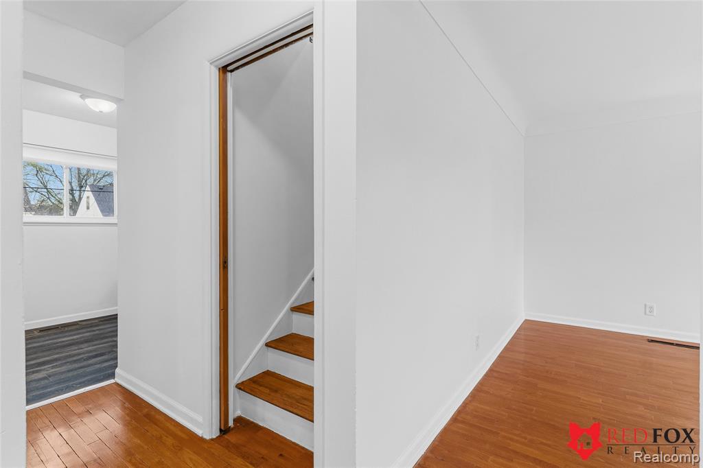 713 Leland Street, Flint, MI 48507 — Photo 10