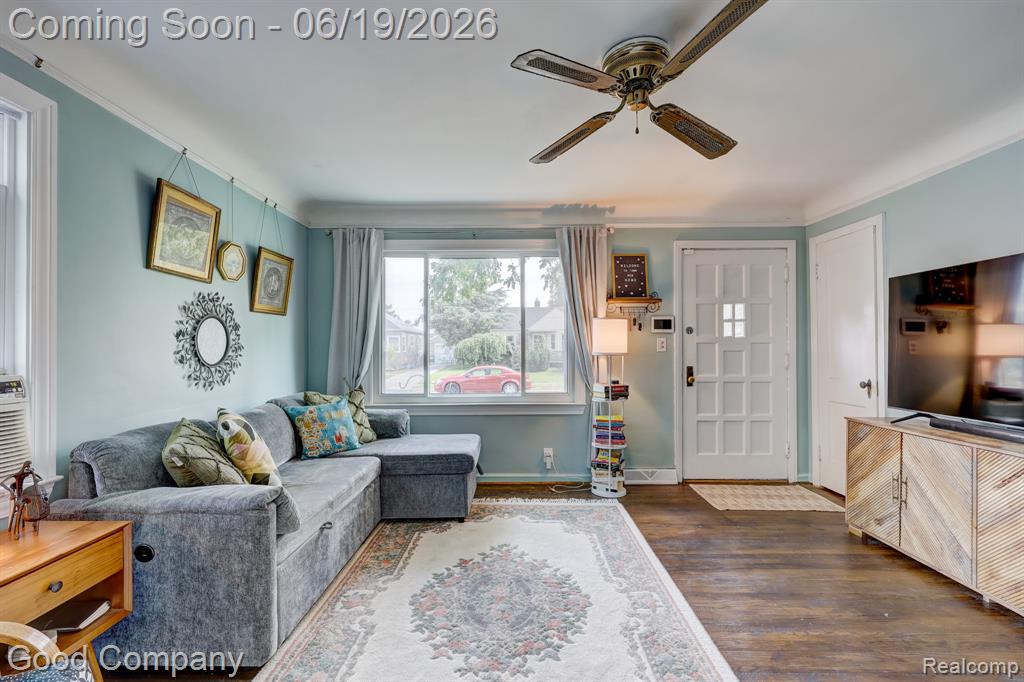 521 E Chesterfield Street, Ferndale, MI 48220 — Photo 5