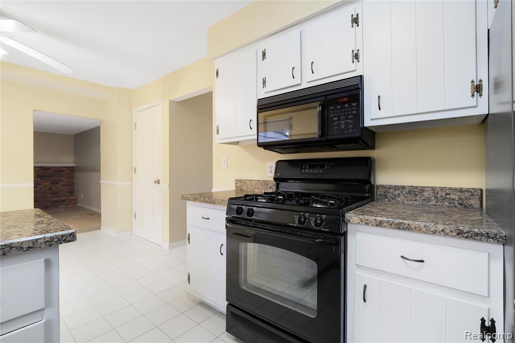 14408 McCaslin Lake Road, Linden, MI 48451 — Photo 25