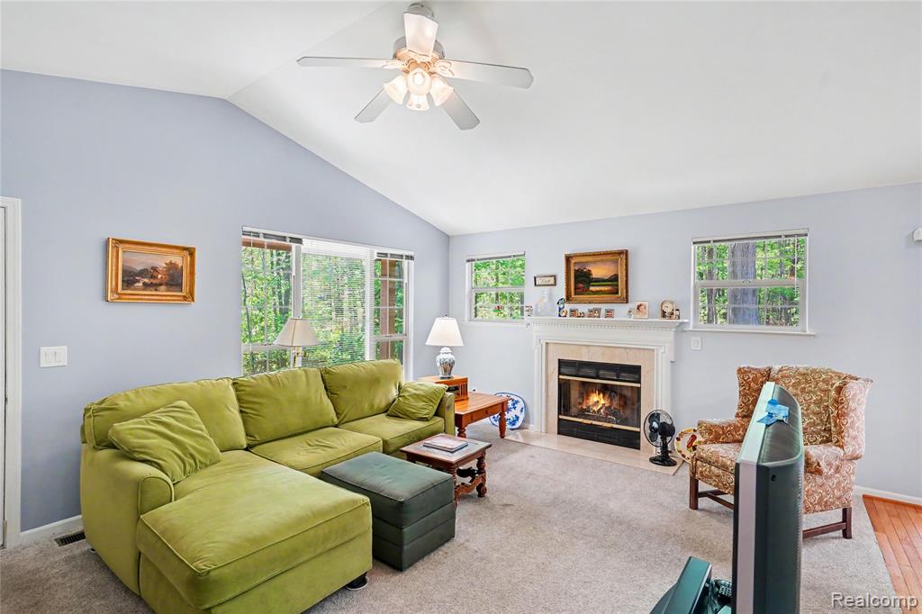 4114 Stonebridge, Holly, MI 48442 — Photo 4