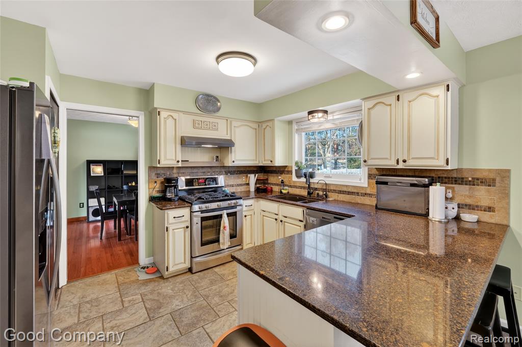 3761 Christopher Drive, Brighton, MI 48114 — Photo 8