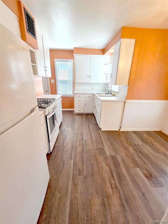 5046 Lafontaine Street, Grosse Pointe, MI 48236 — Photo 6