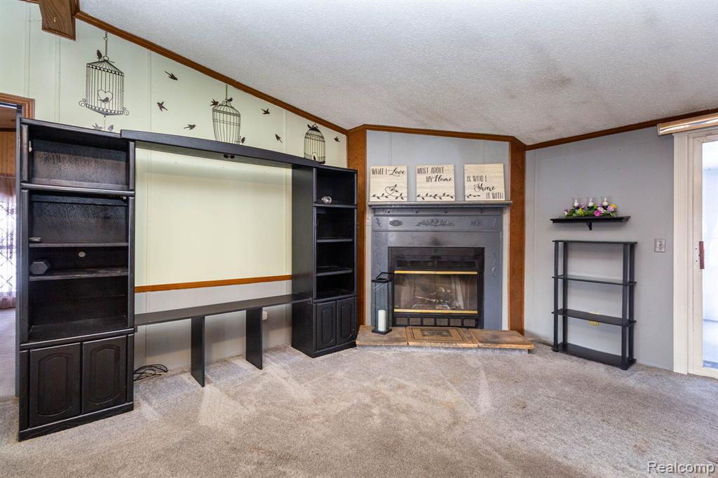 8200 Oakville Waltz Road, Belleville, MI 48111 — Photo 10