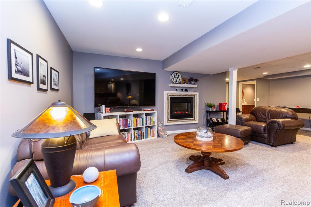 45340 Lothrop Road, Canton, MI 48188 — Photo 41