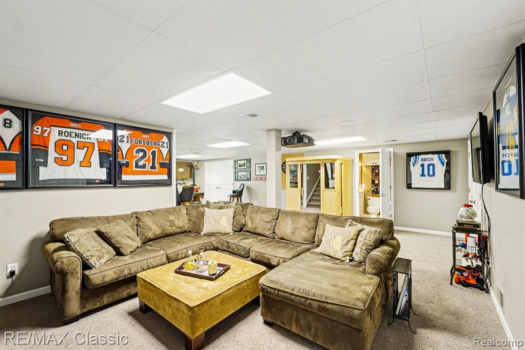 54853 Walnut Drive, New Hudson, MI 48165 — Photo 31