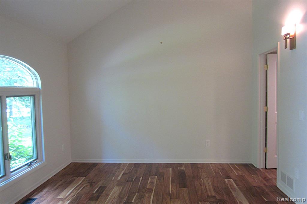 31115 Stafford St, Beverly Hills, MI 48025 — Photo 16