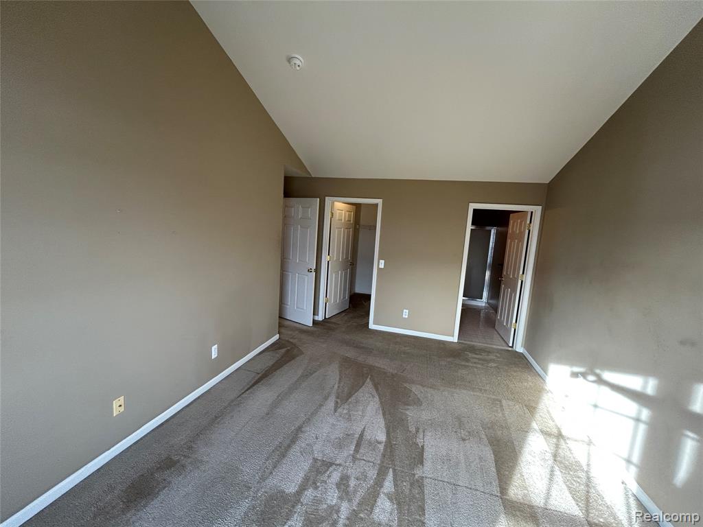 51652 Hale Lane, New Baltimore, MI — Photo 18