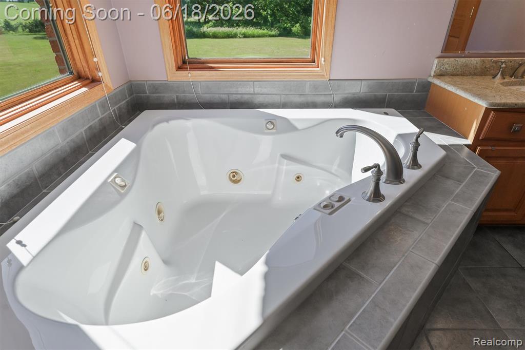 5715 Crest Court, Dexter, MI 48130 — Photo 20