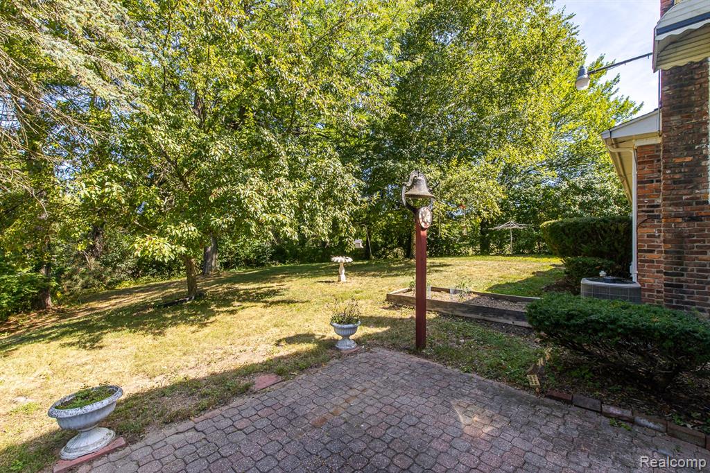 8410 Elizabeth Lake Road, White Lake, MI — Photo 52