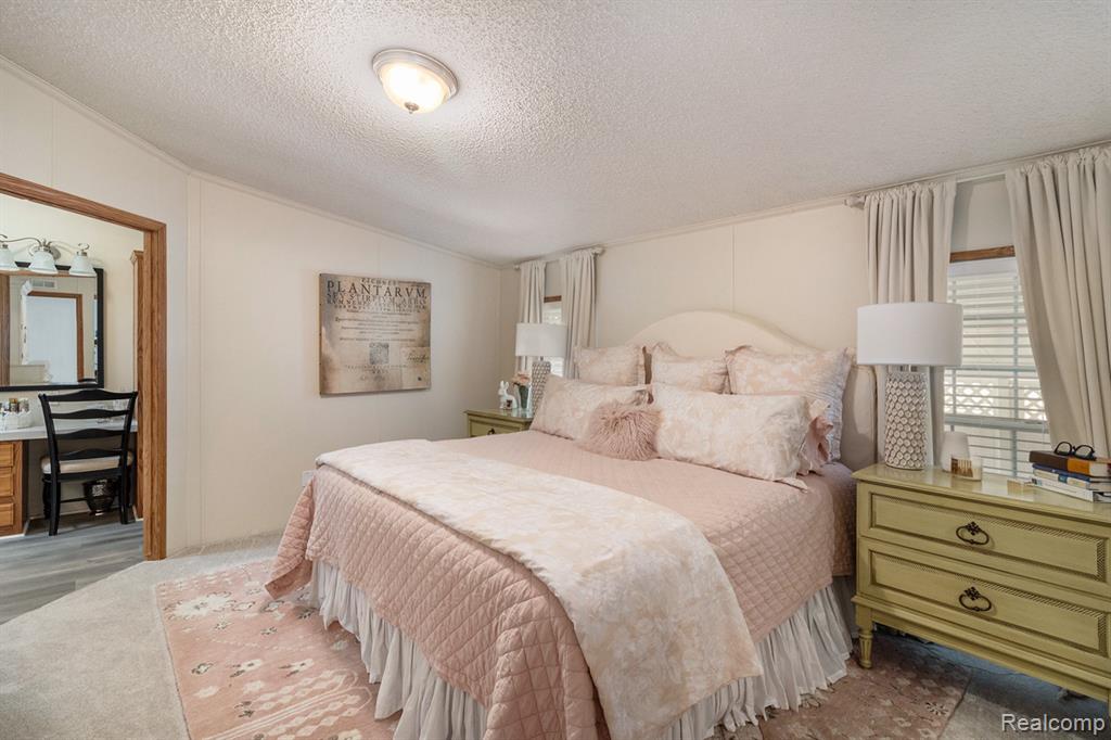 13541 Austin Court, Hartland, MI 48353 — Photo 7