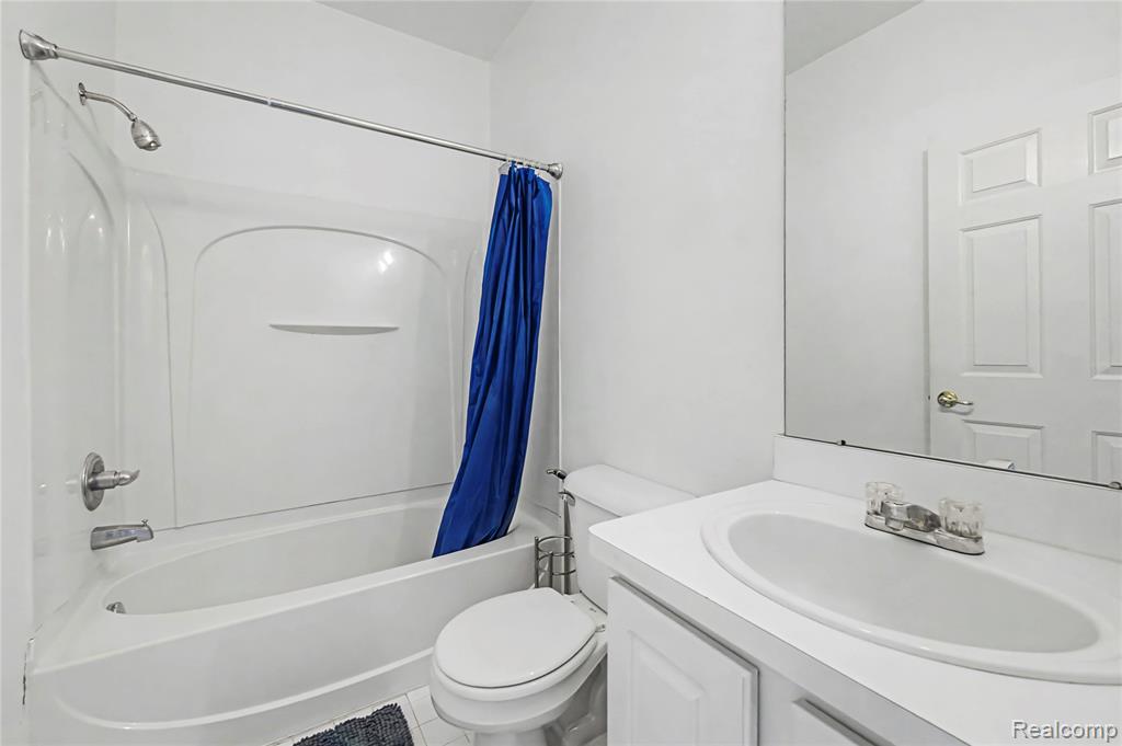 43039 Strand Drive, Sterling Heights, MI 48313 — Photo 15