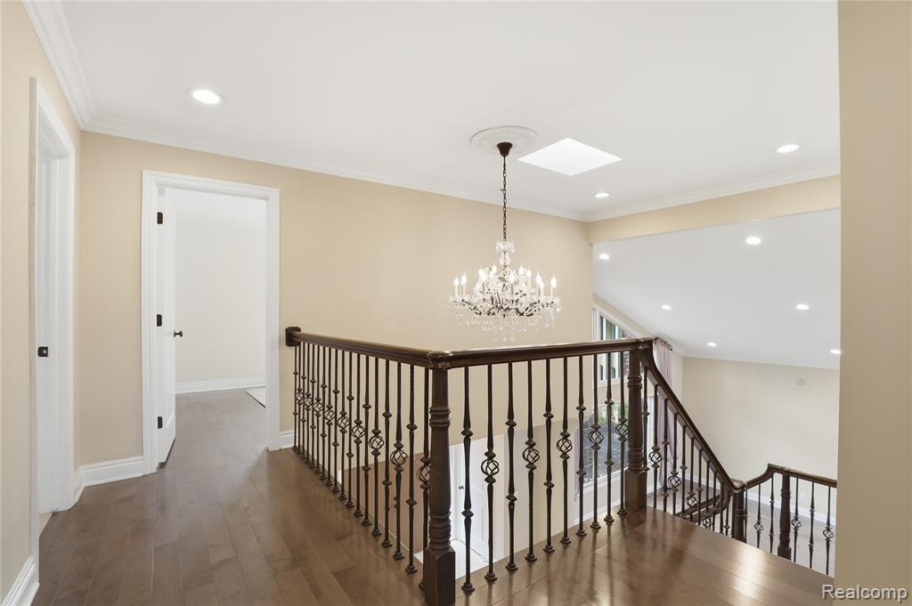 2084 Wabeek Hill Court, Bloomfield Hills, MI 48302 — Photo 48