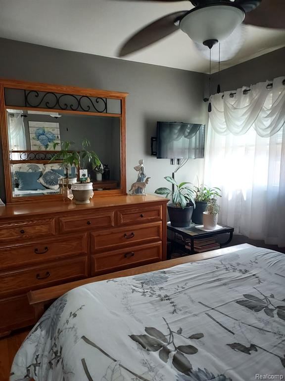5667 LATHERS Street, Garden City, MI — Photo 11