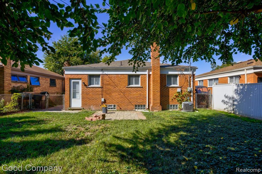 8961 Laurence Avenue, Allen Park, MI 48101 — Photo 44