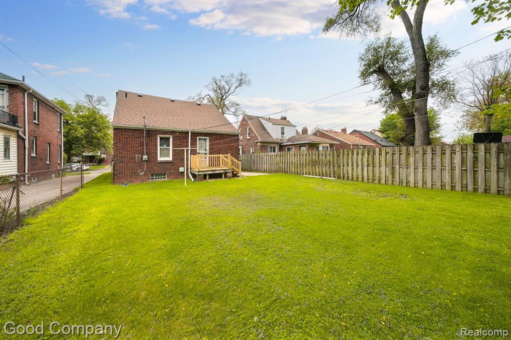 9101 HARTWELL Street, Detroit, MI 48228 — Photo 22