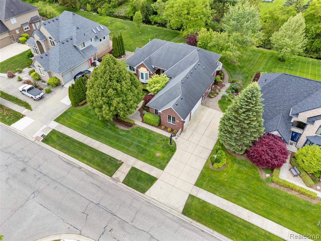 55161 Whitney Drive, Shelby Twp, MI 48315 — Photo 49