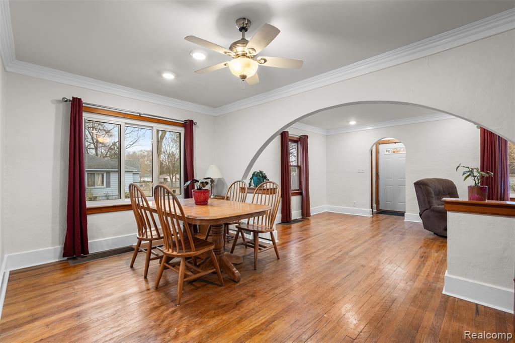 4400 Louella Drive, Waterford, MI 48329 — Photo 25