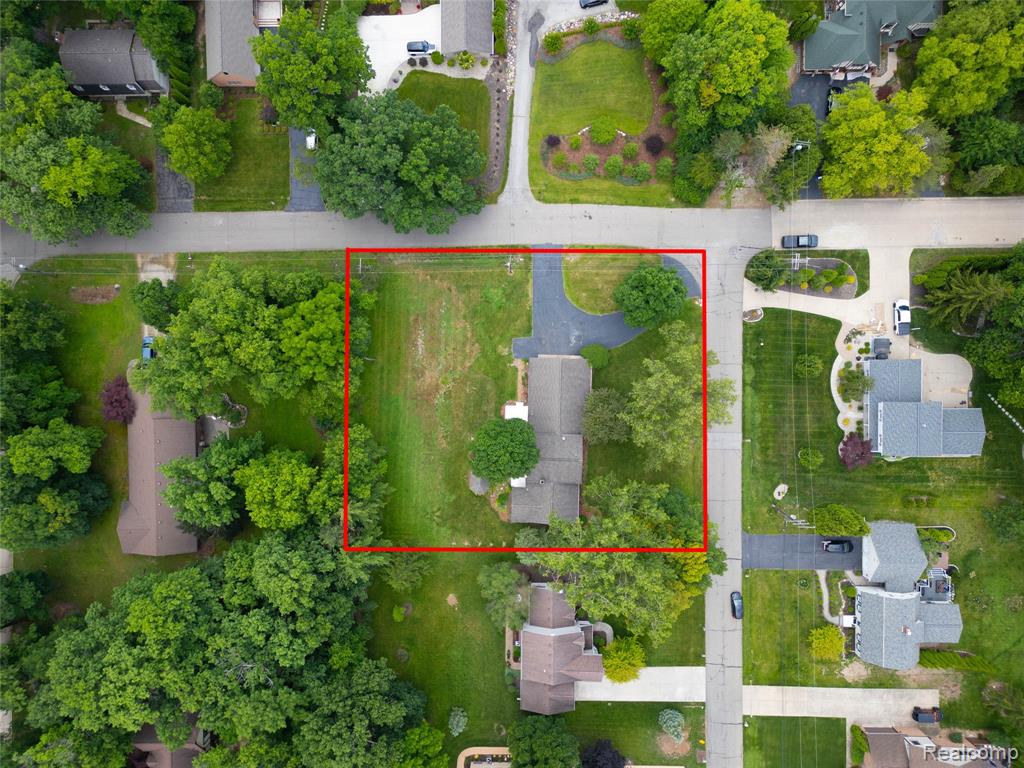 8695 Stout Avenue, Grosse Ile, MI 48138 — Photo 54