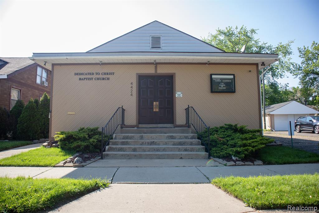 4424 8TH Street, Ecorse, MI 48229 — front exterior