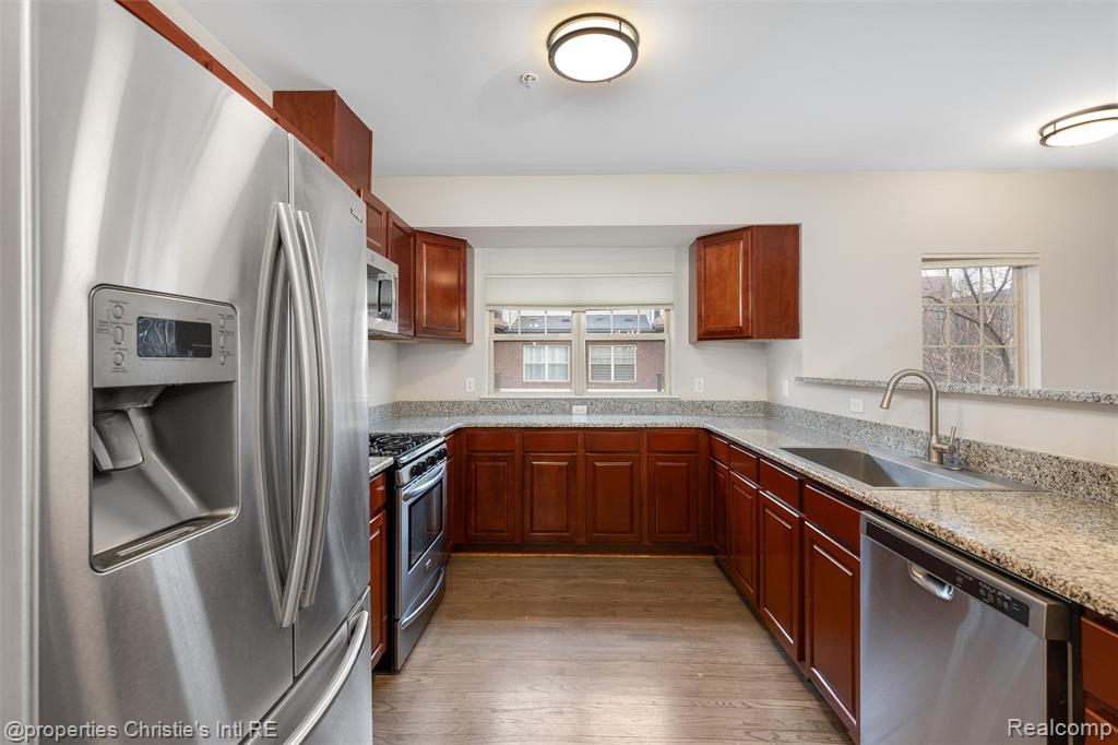 44 Adelaide Street, Detroit, MI 48201 — Photo 6