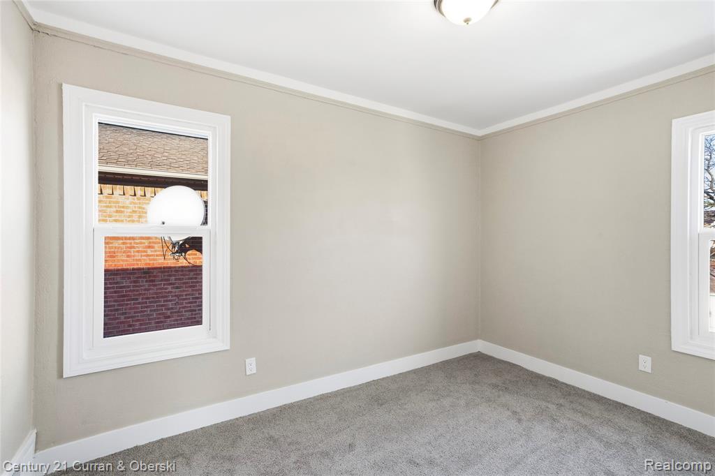 6640 Yinger Avenue, Dearborn, MI 48126 — Photo 27