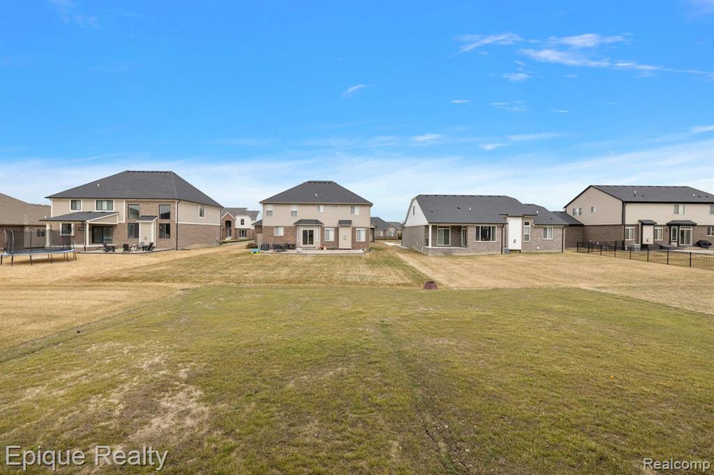 24603 CALLAWAY Drive, Macomb, MI 48042 — Photo 33