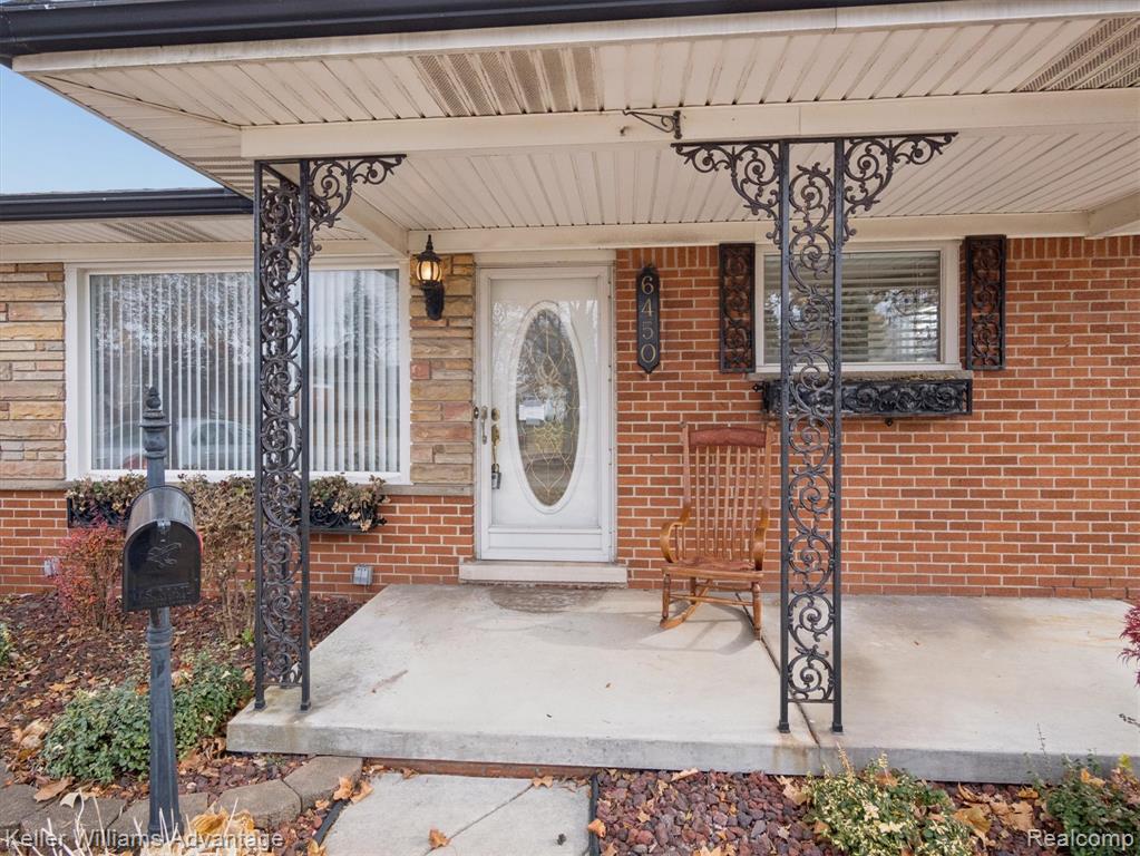 6450 Fenton Street, Dearborn Heights, MI 48127 — Photo 3
