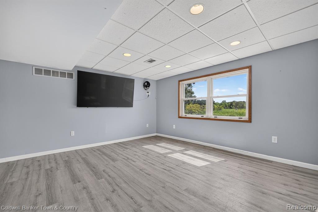8175 Farley Road, Pinckney, MI 48169 — Photo 40