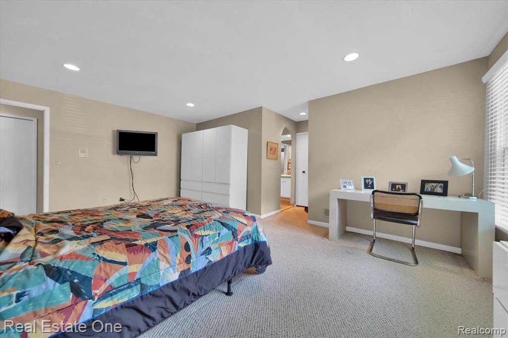 4406 KNIGHTSBRIDGE Lane, West Bloomfield, MI 48323 — Photo 19