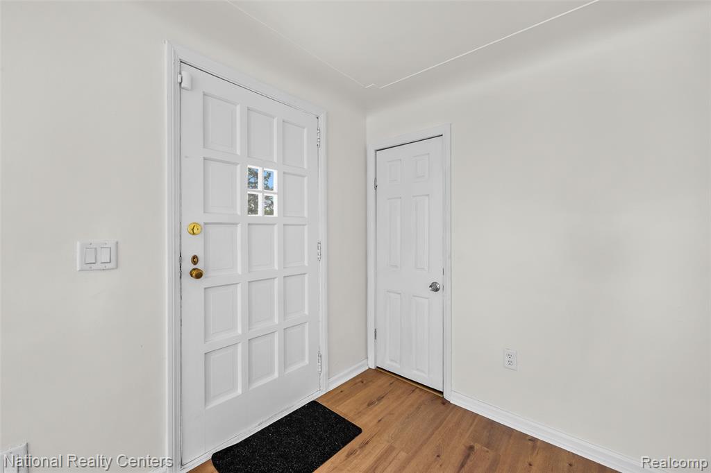 29842 Fort Road, Rockwood, MI — Photo 19