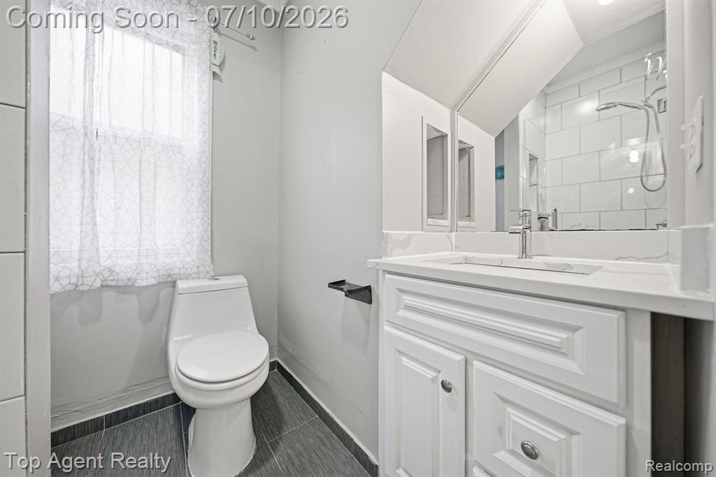 74 Washington Street, Mount Clemens, MI 48043 — Photo 33